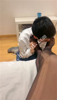 r13kzhj232k.jpg