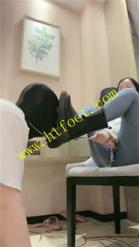 gbiboxmw1yn.jpg
