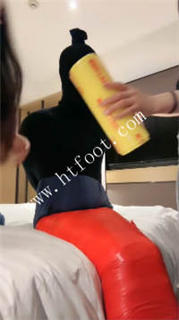 tee2xymszl4.jpg
