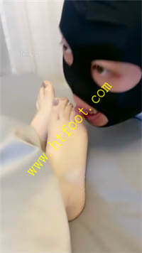 pc10ywtryr3.jpg