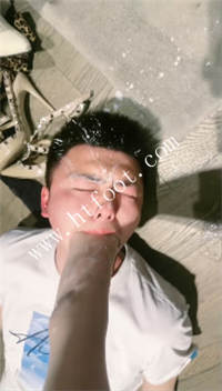 yf0xa5wxeft.jpg