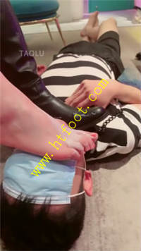 crr4gd2jdau.jpg