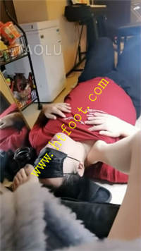 5a1hwdoee14.jpg