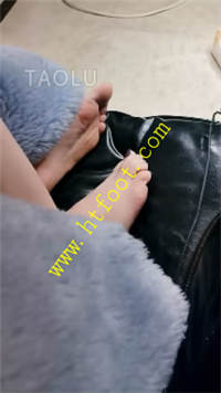 hxb0ore5eam.jpg