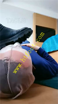 rrxhfxphi54.jpg