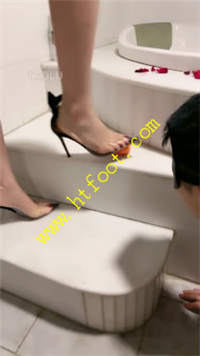 4lm3aqbb5uq.jpg