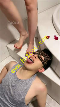 1csyvxwbleg.jpg