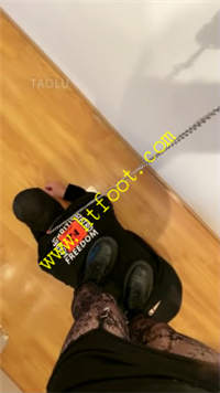 ufxef1hgcy5.jpg