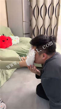 oi24dnidzag.jpg