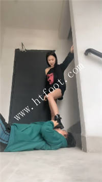 xcnb2c3sfa4.jpg
