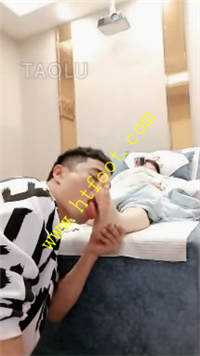 jr52ugti44s.jpg