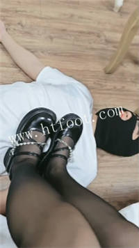 25vpyqilu2b.jpg