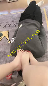 pkh543bysqt.jpg
