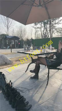 jiwpuzx02jc.jpg