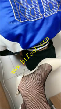 xivxfck44b3.jpg