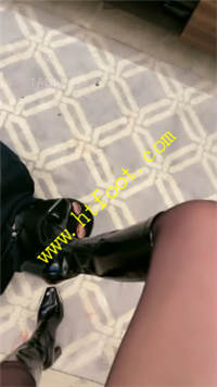 yj4g1cczfec.jpg