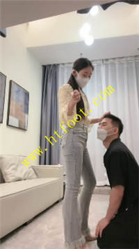 xiapydska5o.jpg