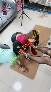 b1cgeysngb4.jpg