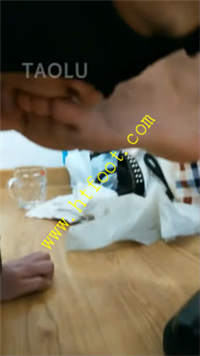 004gokq1ajv.jpg