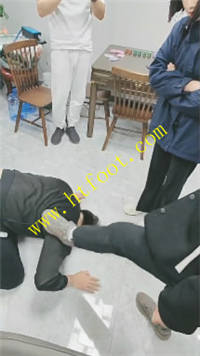 4uctjy2xvsn.jpg