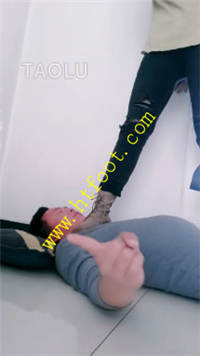 uaqiajfncok.jpg