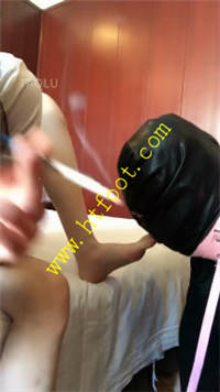 glew0y05zoy.jpg