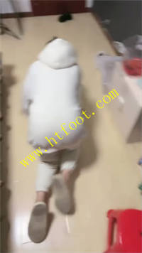 jhflj4gomkr.jpg