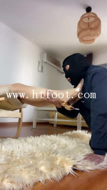 303d3mjftgp.jpg
