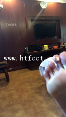 4mtbl01ugx0.jpg
