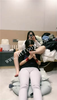 xkyc1qrhujl.jpg