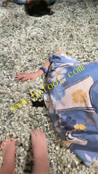 3tjwwo1govl.jpg