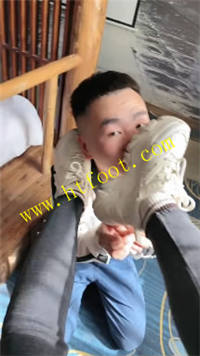 bgzdht1byb1.jpg
