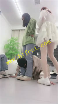 iausu5dcftj.jpg
