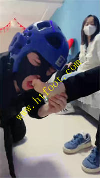 vzevh5yq2y3.jpg