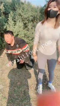 vj0mnt3cht1.jpg