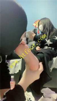 eiazojopqc0.jpg