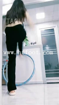 lp0fjr3sj1m.jpg