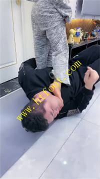 0f4hetq0xk0.jpg