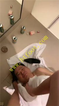 vx1k10bd0rw.jpg