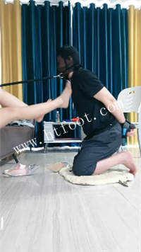 zehjneawkc1.jpg