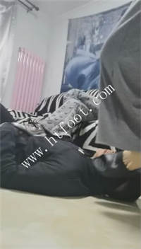 rf12zzju1ir.jpg