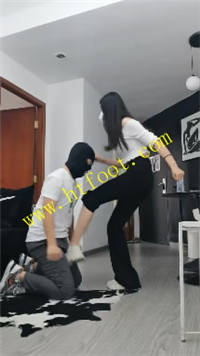 ec2auvioeo1.jpg
