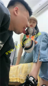 gikmblfoyop.jpg