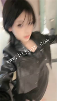 em3qaqi5001.jpg