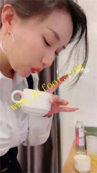 qnstmhi4bb1.jpg