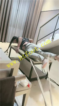 30a1ubgxocn.jpg