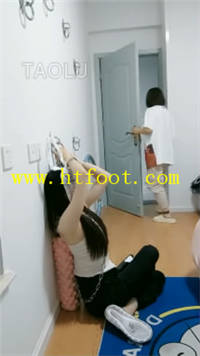 aff03yihoq5.jpg