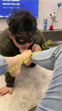 e25n1atrwgi.jpg