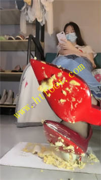 mhufhpiqazg.jpg
