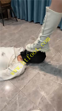 x4xprsdxlqp.jpg